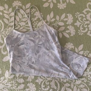 Lululemon Yoga Top - Size 4
